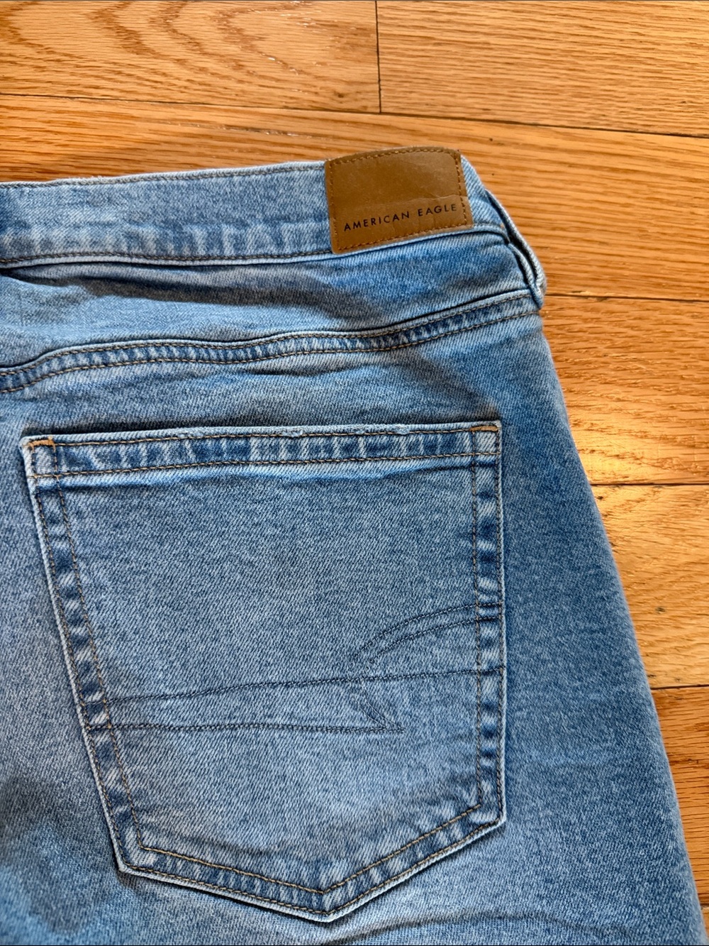 American Eagle Strigid Jean - size 10 - Picture 7 of 8